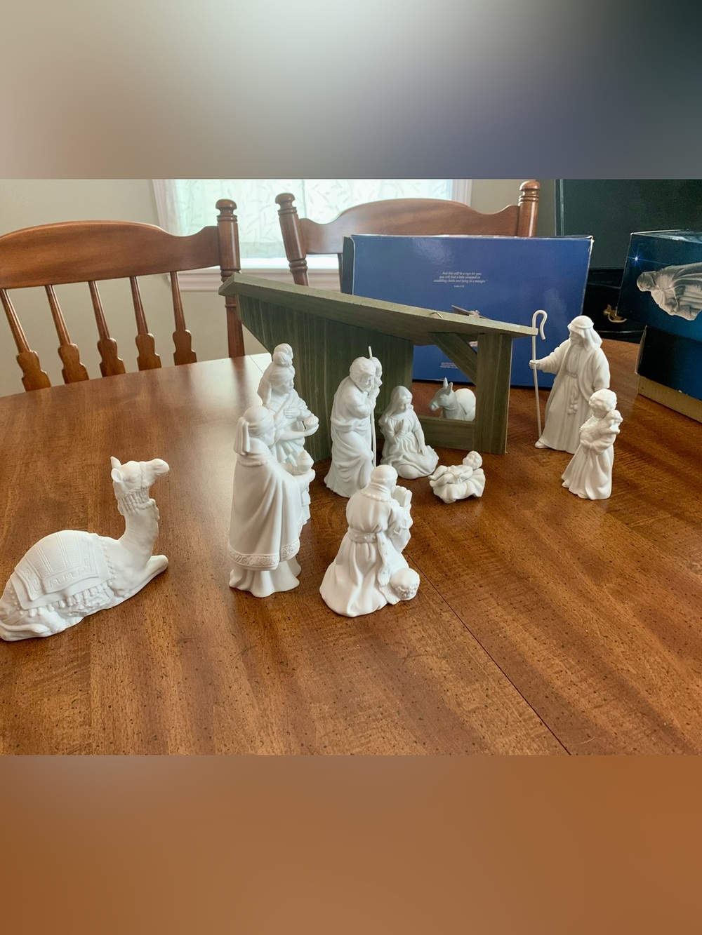 Vintage 1980's Avon Nativity White Porcelain Bisque 11 Piece Set